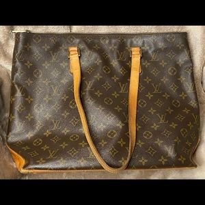 Louis Vuitton Cabas Mezzo tote
